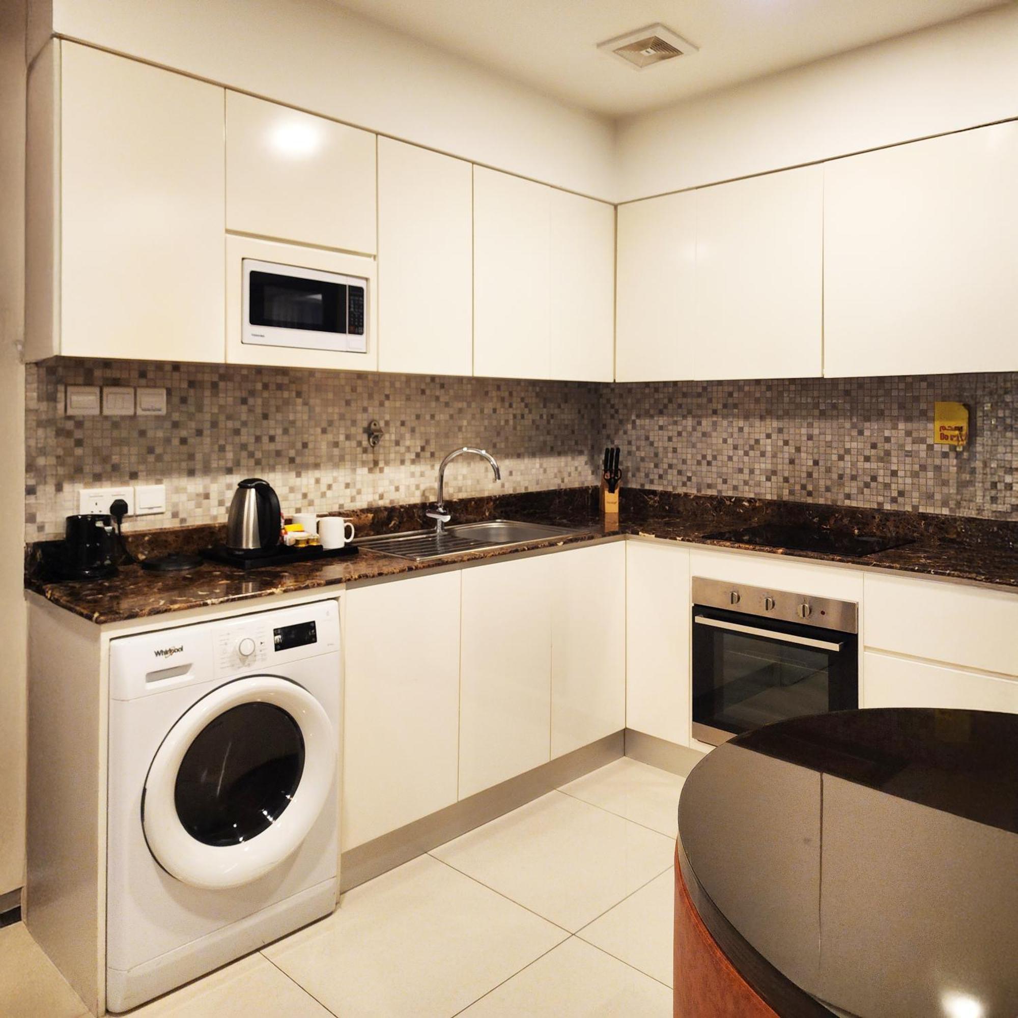 Juffair Boulevard Hotel & Suites Al Manamah Esterno foto